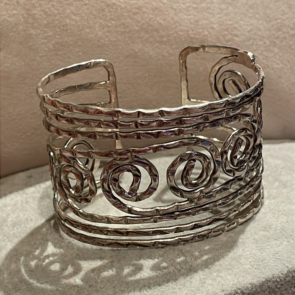 Silver Swirl Cuff Bracelet 7-8”